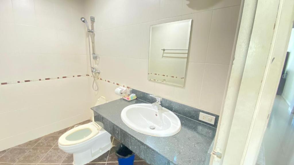 Sweet Dream Hotel Patong Phuket Esterno foto
