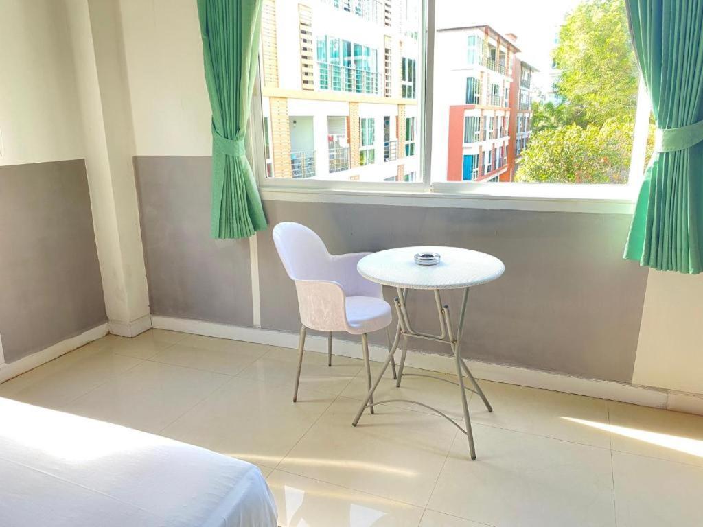 Sweet Dream Hotel Patong Phuket Esterno foto